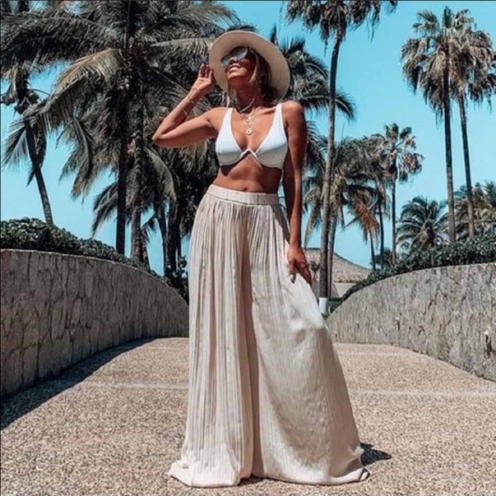 Zara pleated flowy pants - Picture 2 of 16